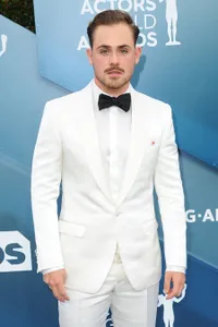 Foto Dacre Montgomery