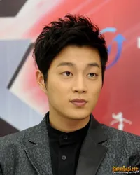 Foto Doojoon B2st