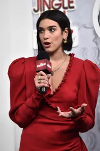 Foto Dua Lipa
