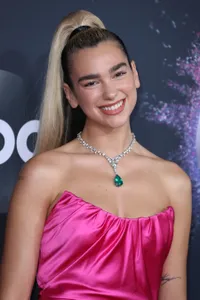 Foto Dua Lipa