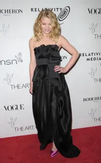 Foto Emilie de Ravin