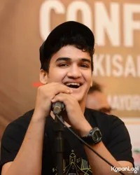 Foto Faisal Khan