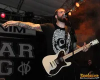 Foto Four Year Strong