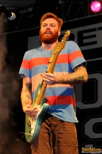 Foto Four Year Strong