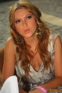 Foto Hadise