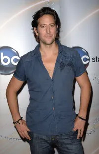 Foto Henry Ian Cusick