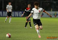 Foto Ji Sung Park