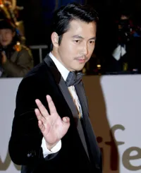 Foto Jung Woo Sung