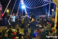 Foto Jungle By The Night