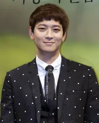 Foto Kang Dong Won