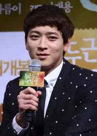 Foto Kang Dong Won
