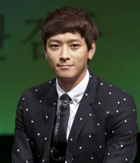 Foto Kang Dong Won