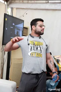 Foto Karan Patel Raman