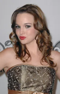 Foto Kay Panabaker