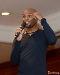 Foto Kenny Lattimore
