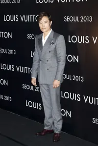 Foto Lee Byung Hun