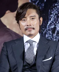 Foto Lee Byung Hun