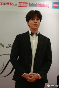 Foto Lee Dong Wook
