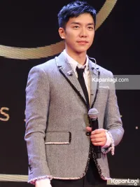 Foto Lee Seung Gi