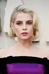 Foto Lucy Boynton