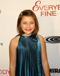 Foto Mackenzie Milon