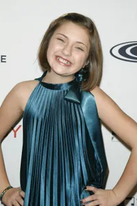 Foto Mackenzie Milon