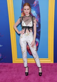 Foto Madelaine Petsch