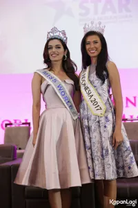 Foto Manushi Chhillar