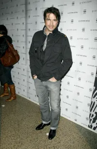 Foto Matthew Settle