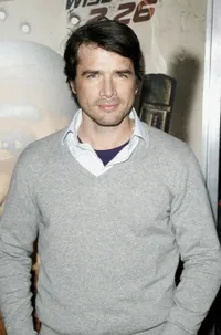 Foto Matthew Settle
