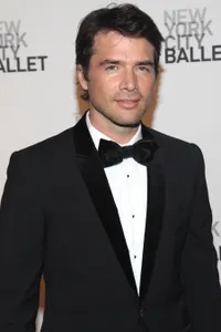 Foto Matthew Settle