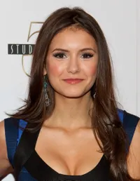 Foto Nina Dobrev