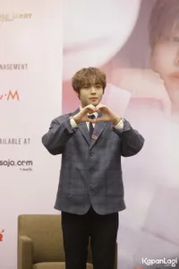 Foto Park Jihoon