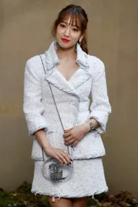 Foto Park Shin Hye
