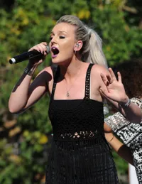 Foto Perrie Edwards