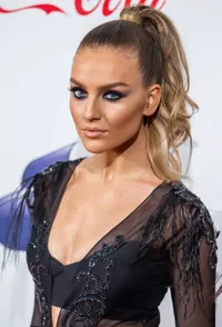 Foto Perrie Edwards