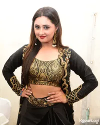 Foto Rashami Desai
