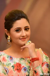 Foto Rashami Desai
