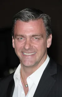 Foto Ray Stevenson