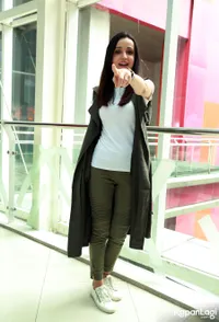 Foto Sanaya Irani Paro