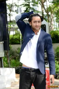 Foto Shaheer Sheikh
