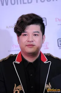 Foto Shindong Hee