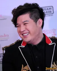 Foto Shindong Hee