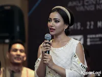 Foto Shweta Basu Prasad