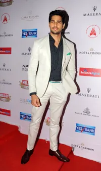 Foto Sidharth Malhotra