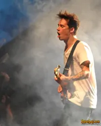 Foto Story Of The Year