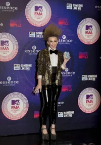 Foto Tallia Storm
