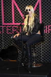 Foto Taylor Momsen