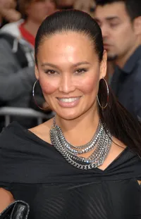 Foto Tia Carrere