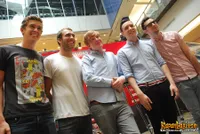 Foto Two Door Cinema Club